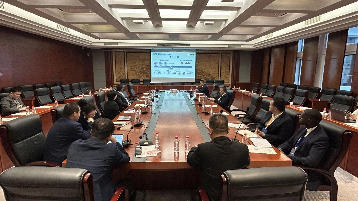 聚势全球，智创未来：派迪科技新能源商用车亮相奇瑞全球伙伴大会